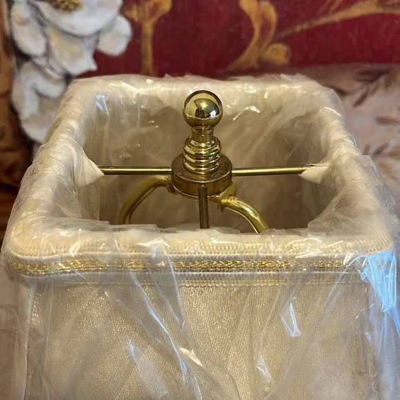 Waterford Crystal Finn Versailles Brass Table Lamp Authentic Waterford Shade - Picture 9 of 16